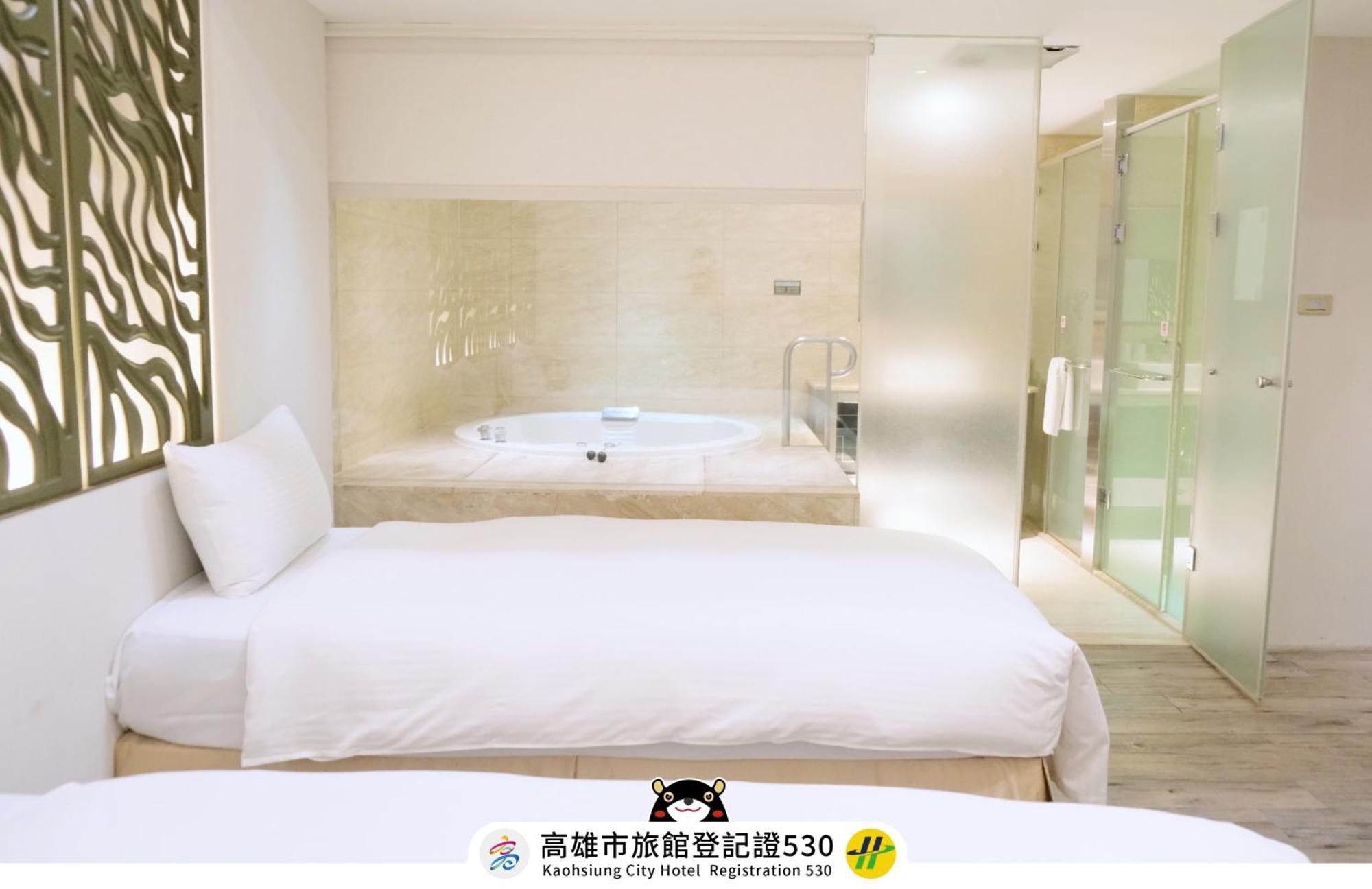 友愛京賞國際大飯店 Yoai Jing Shang Hotel Kaohsiung Extérieur photo