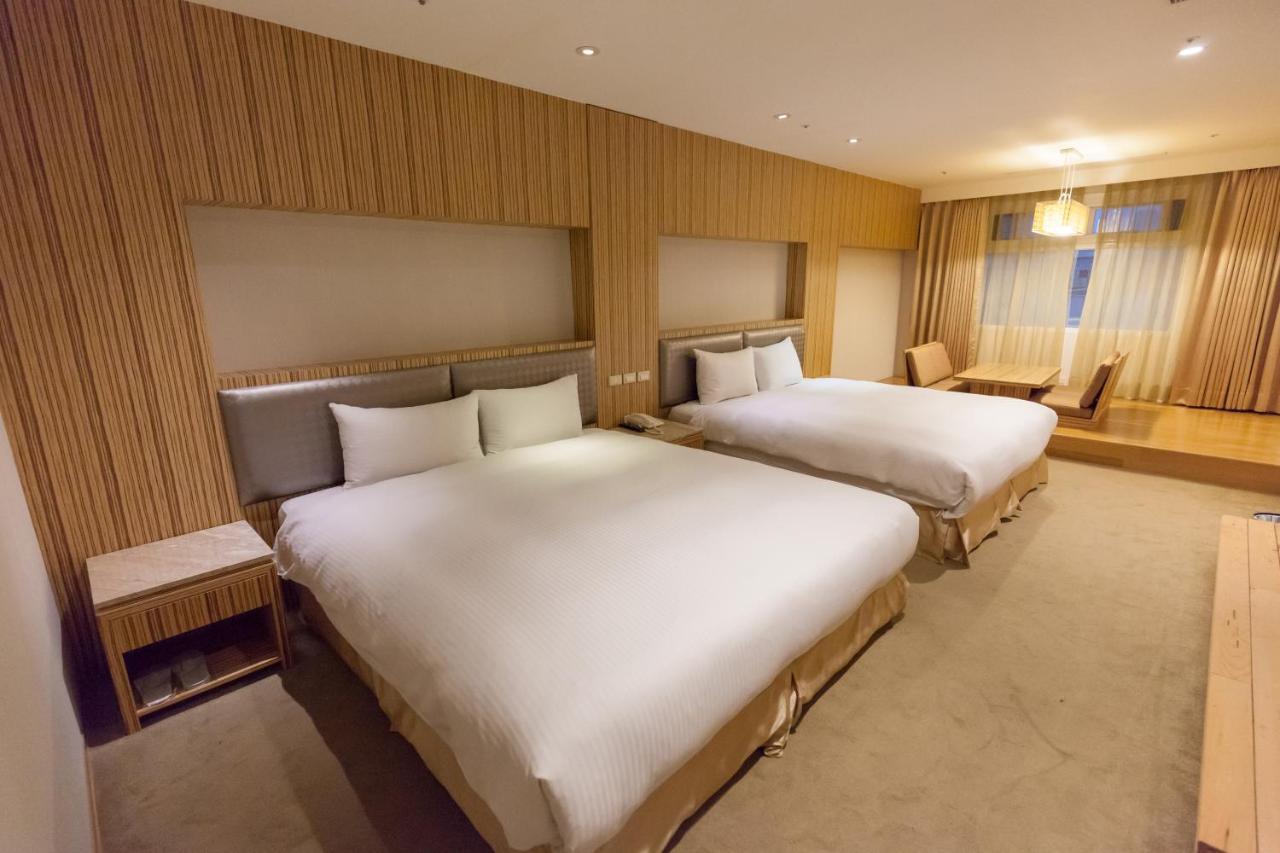 友愛京賞國際大飯店 Yoai Jing Shang Hotel Kaohsiung Extérieur photo